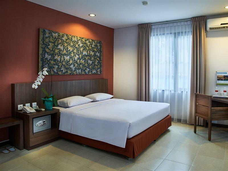 Praja Hotel Denpasar Kültér fotó