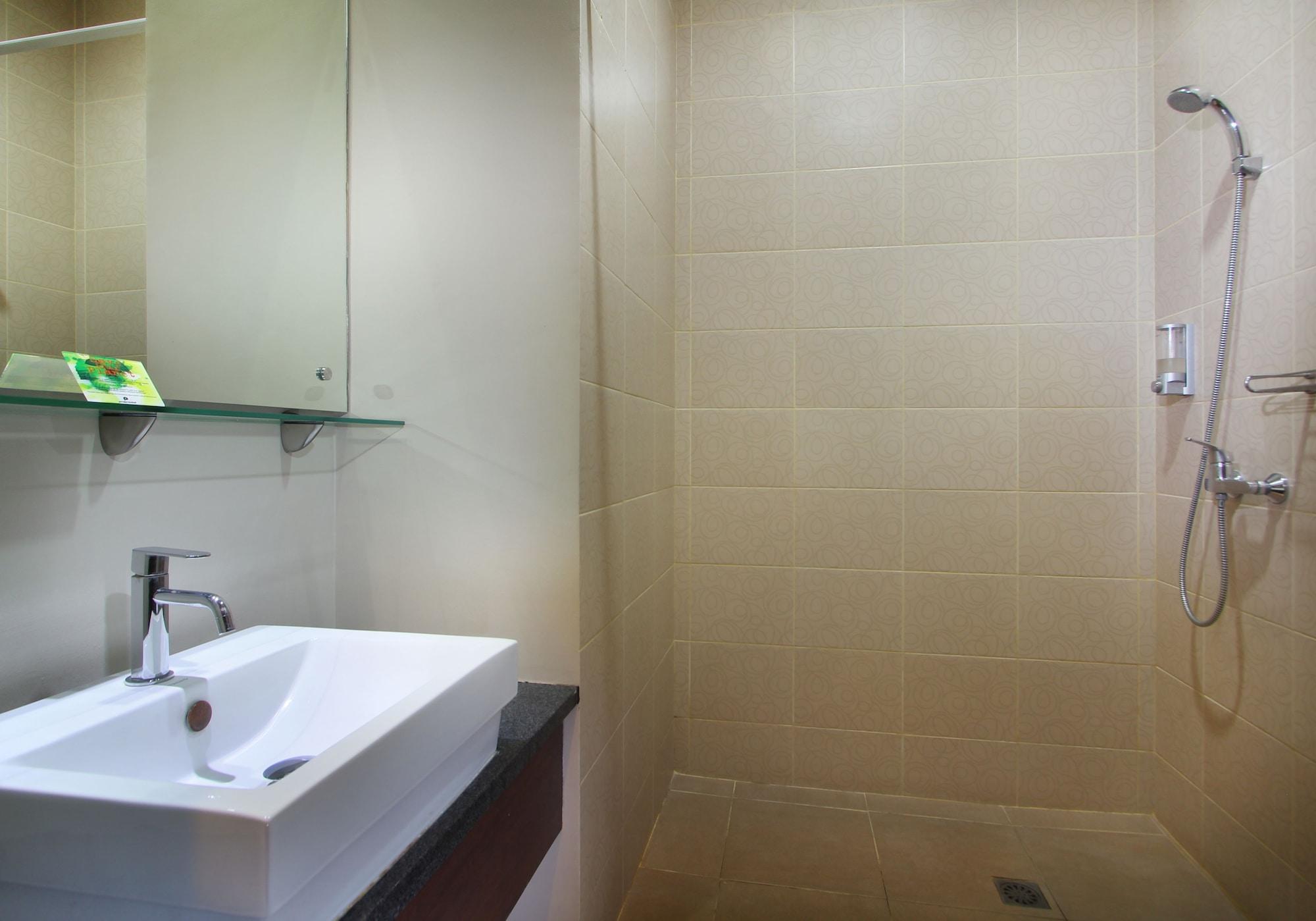 Praja Hotel Denpasar Kültér fotó