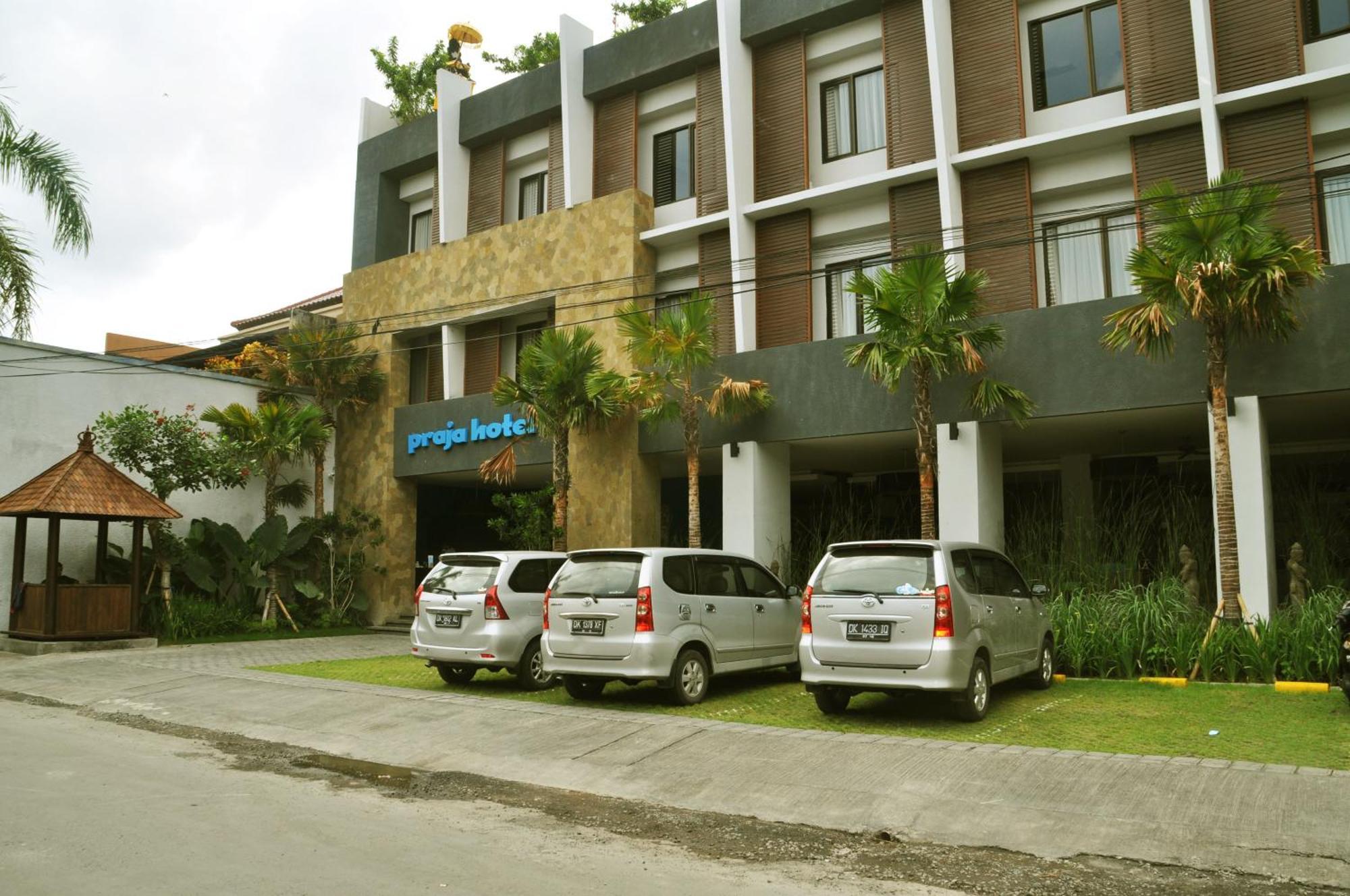 Praja Hotel Denpasar Kültér fotó
