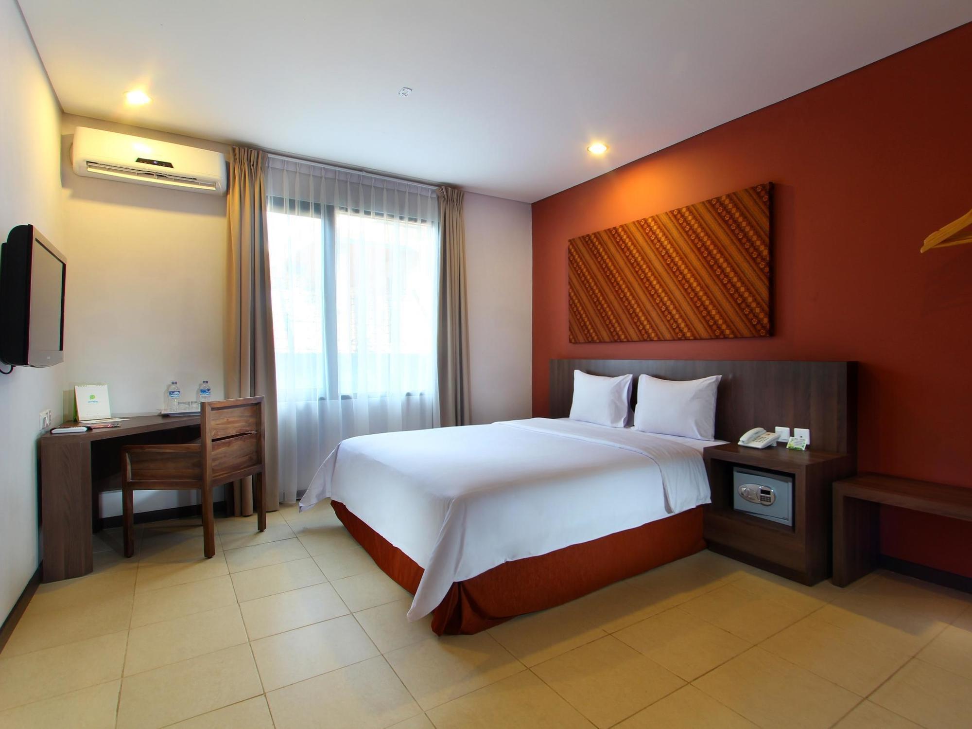 Praja Hotel Denpasar Kültér fotó