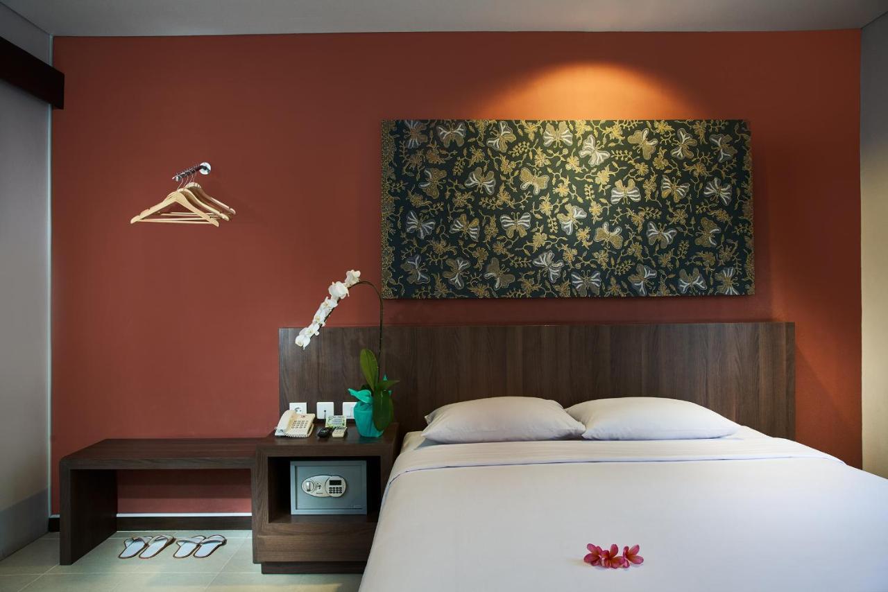 Praja Hotel Denpasar Kültér fotó
